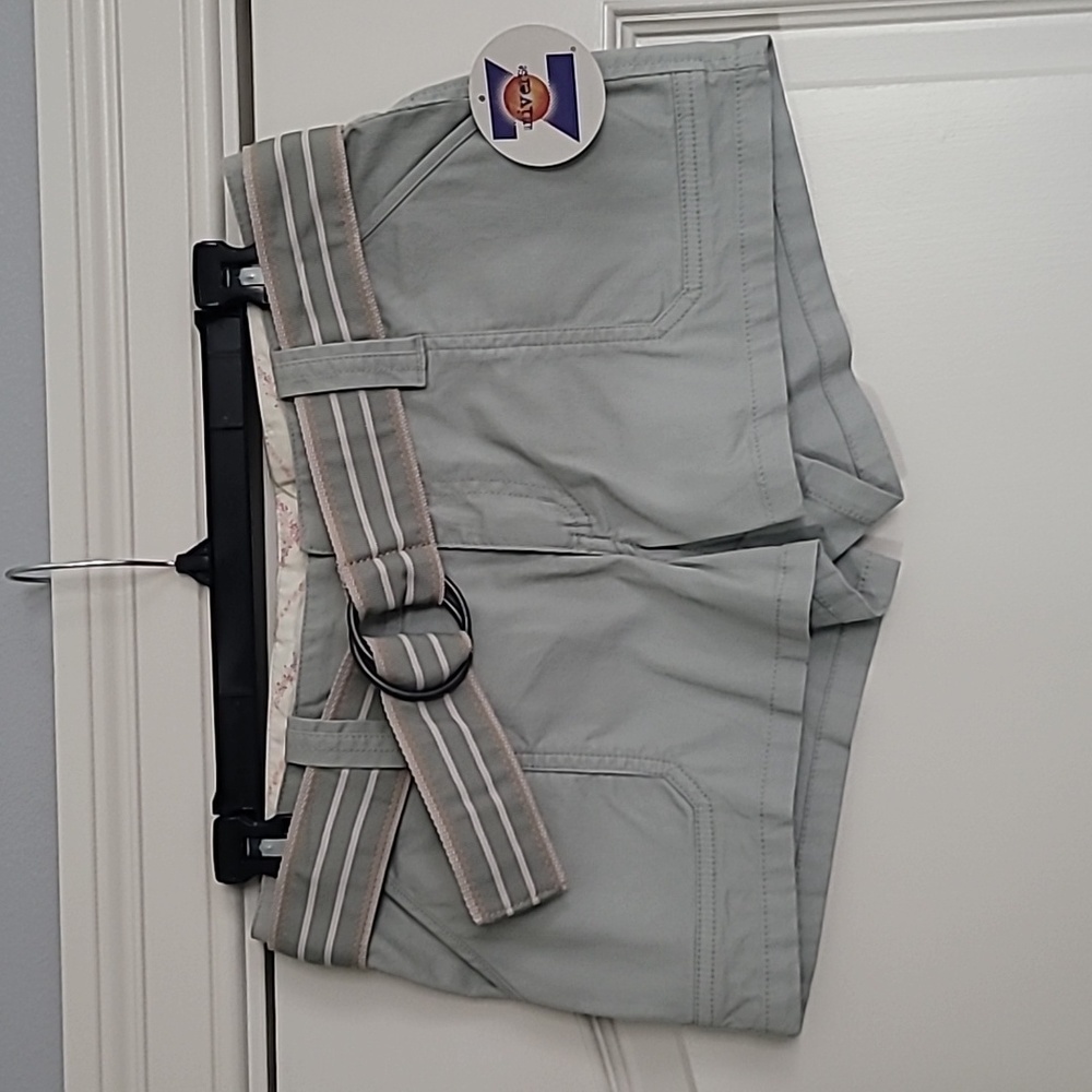 Z Universe green shorts